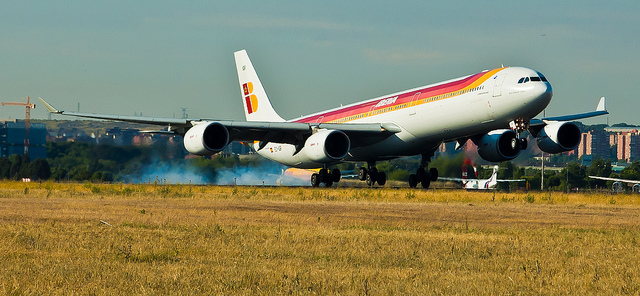 Iberia Airbus A340 EC-IQR 'Salvador Dali' por jmiguel.rodriguez