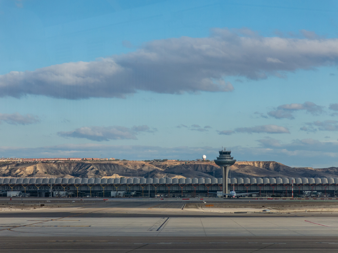 torre-de-control-madrid-barajas-aeropuerto-t4-iberia-