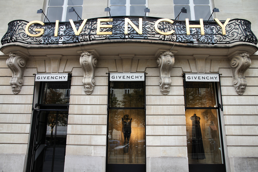 Givenchy museum discount paris