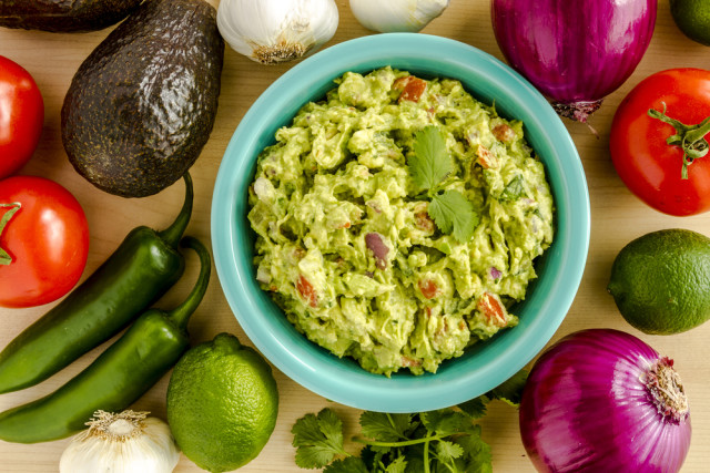 Latin American vegetarian dining restaurants Mexico guacamole Teri Virbickis shutterstock_248244781