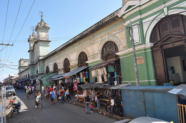 L2F-Aug-15-pic-Nicaragua-Granada-Municipal-Market-Heimlich_el_centroamericano-Flickr.jpg?profile=RESIZE_930x