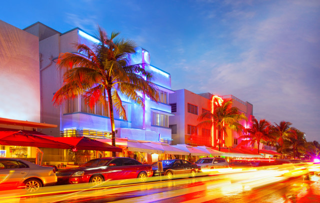 senior boomer travel USA Miami Beach Florida Ocean Drive fotomak shutterstock_150298607