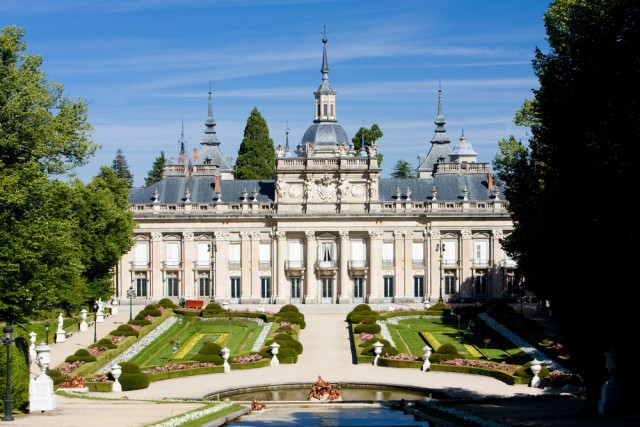 Spain Segovia La Granja PHB.cz (Richard Semik) shutterstock_34787368