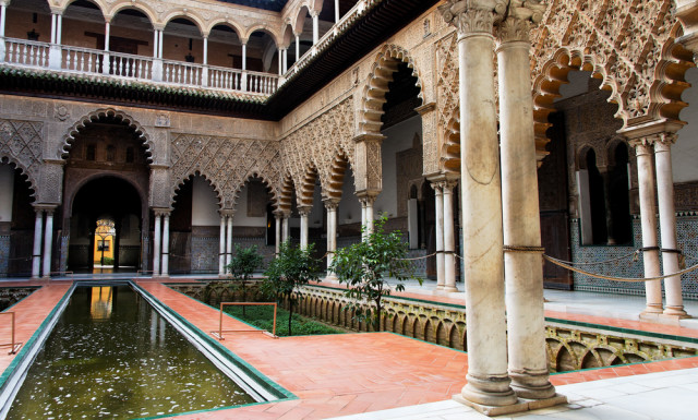 Spain Islamic Moorish Moors Seville Alcázar Patio de las Doncellas Barone Firenze shutterstock_50881381