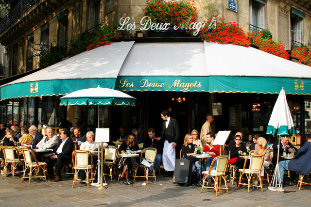 L2F Feb 16 pic France Paris literary Les Deux Magots Wikipedia roboppy