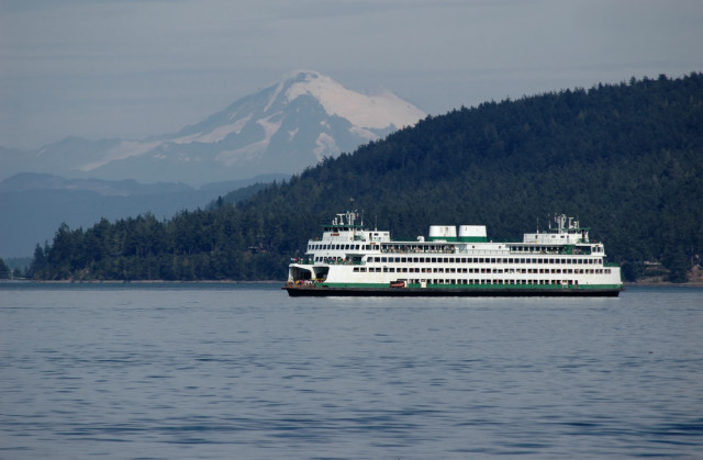 L2F-Aug-16-pic-USA-Washington-Seattle-Puget-Sound-ferry-Eugene-Kalenkovich-shutterstock_48472528-640x419.jpg?profile=RESIZE_930x