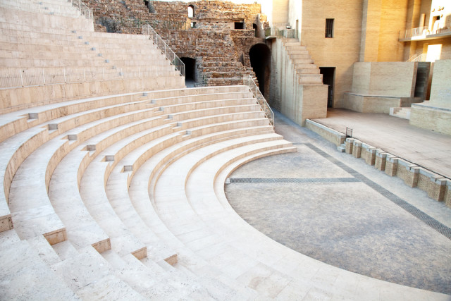 l2f-oct-16-pic-spain-valencia-sagunt-sagunto-roman-amphitheater-remzi-shutterstock_74466334