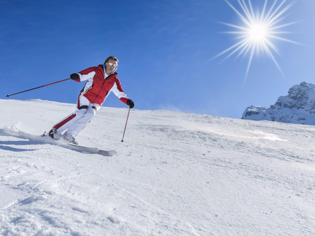 l2f-nov-16-pic-switzerland-skiing-davos-shutterstock_184075922-2