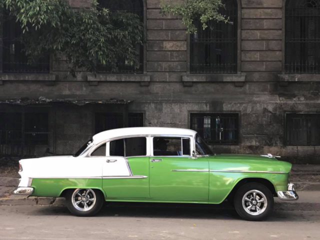 L2F Jan 17 pic Cuba Havana classic cars green and white car