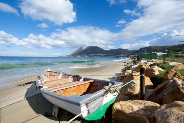 L2F Apr 17 pic South Africa False Bay with fishing boat