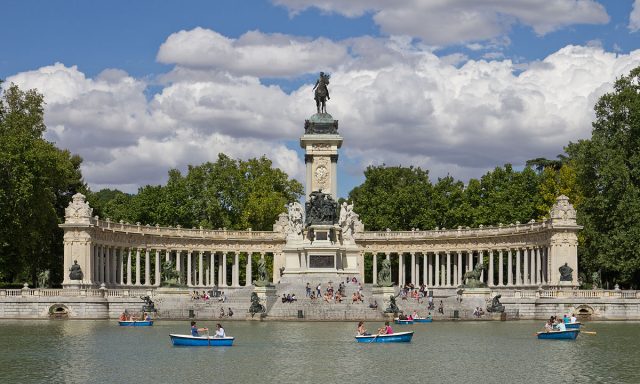 L2F Jun 17 pic Spain history Bourbons Alfonso XII Retiro memorial