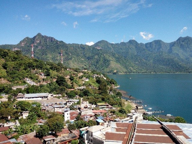 L2F Jan 18 pic Guatemala Atitlán San Pedro town lake view