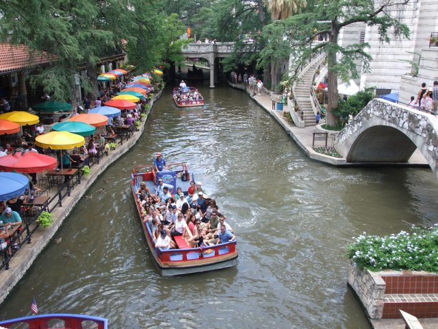 L2F Aug 18 USA Texas San Antonio Riverwalk flickr Tim Pearce