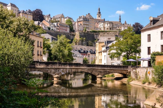 Luxembourg City, historic destrict Grund, bridge over Alzette river