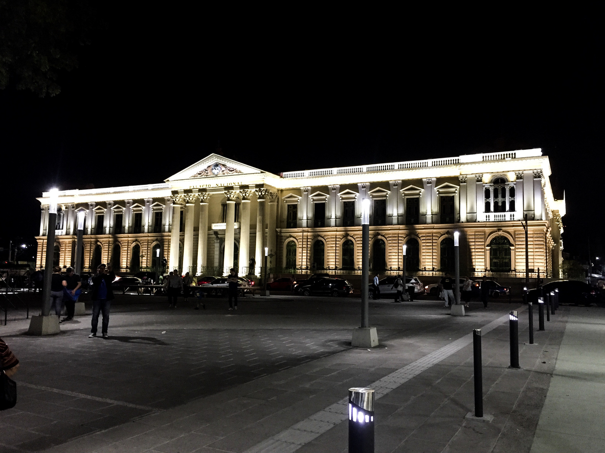 In downtown San Salvador, El Salvador, we find one of its biggest attractions: the National Palace.