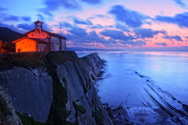 Capilla_San_Telmo_Zumaia-Gipuzkoa_Pais_vasco_Flysch