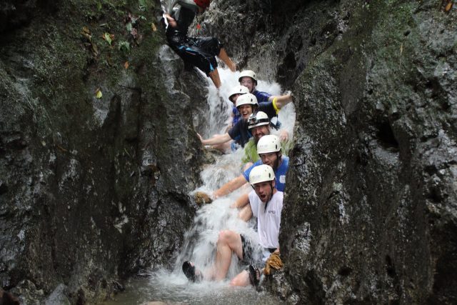 Costa Rica Volcán Arenal Canyoning Caribe Shuttle