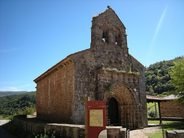 Iglesia_Santa_Juliana_Camino_Lebaniego_Cantabria