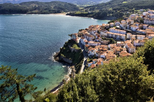 Lastres Los mejores pueblos costeros de Asturias