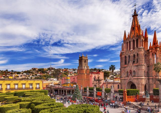 San Miguel Allende Parroquia San Miguel Bill Perry Shutterstock