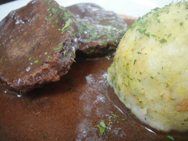 Sauerbraten_Klösse_Alemania