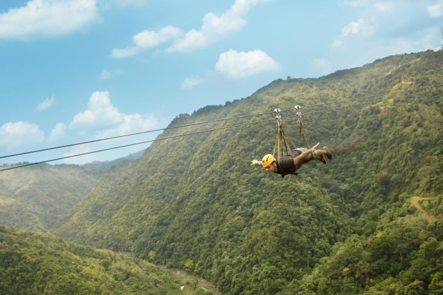 Zipline-Tirolina-Toro-Verde-Puerto-Rico-Caribe