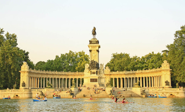 Art Now and Then: Buen Retiro Park, Madrid, Spain